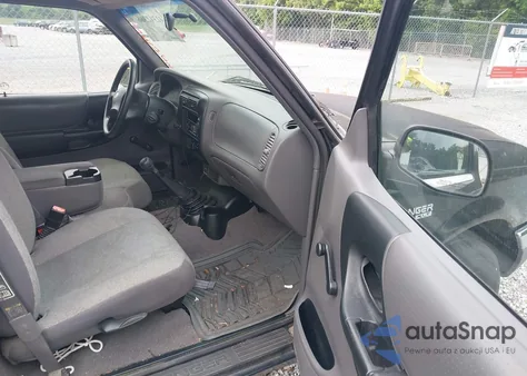 2001 Ford Ranger Xl/Xlt from USA, damaged, VIN 1FTYR10D01TB04747